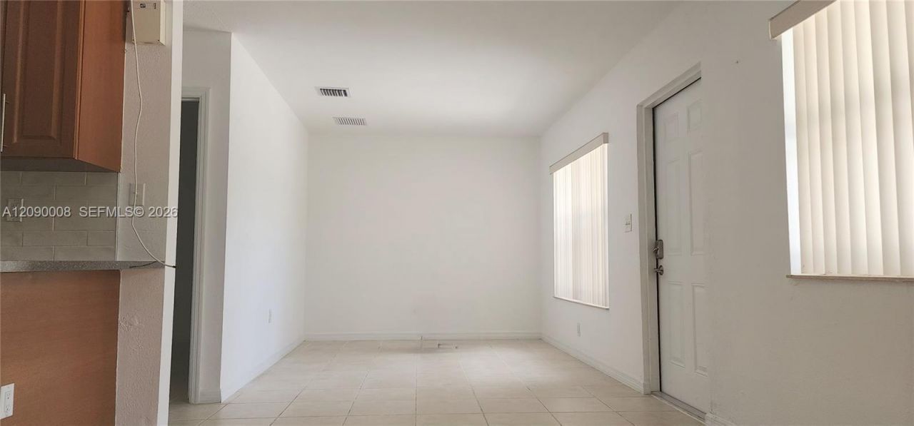 12040 SW 216th St, Miami, FL 33170 Photo