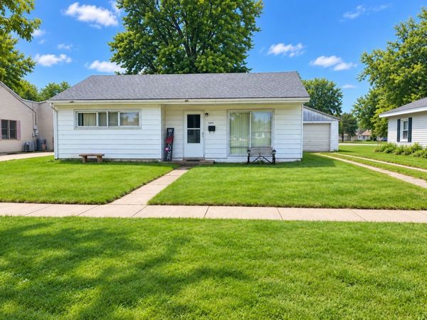 1109 Harvey Drive , Sterling, IL 61081