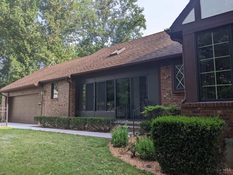 921 Katys Lane, Chester Township, OH 45177 Photo 27