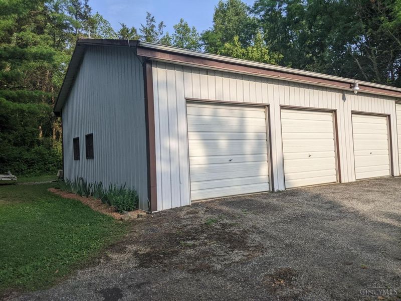 921 Katys Lane, Chester Township, OH 45177 Photo 41