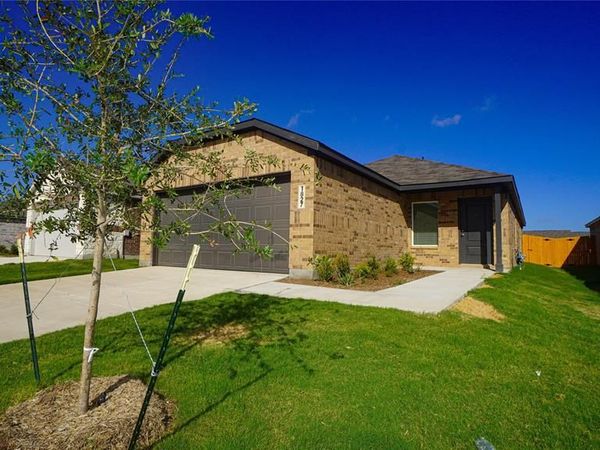 1827 Sanderling Street, Forney, TX 75126