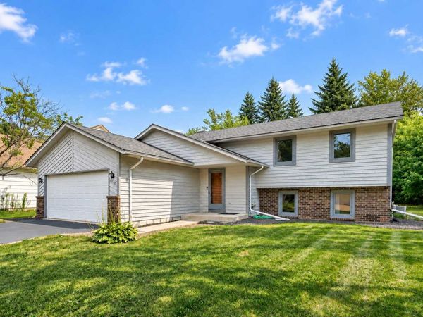 8026 173rd Street W, Lakeville, MN 55044