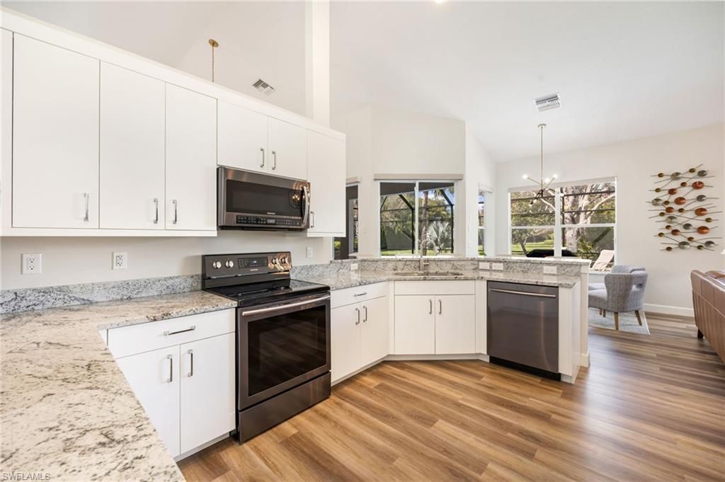 9049 Bronco Ct , Naples, FL 34113 Photo
