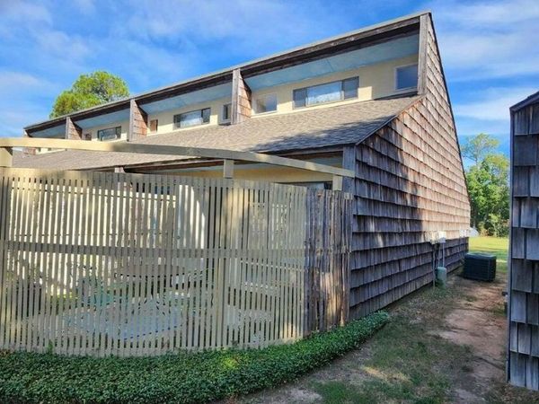 828 Oakleigh Avenue, Gulfport, MS 39507