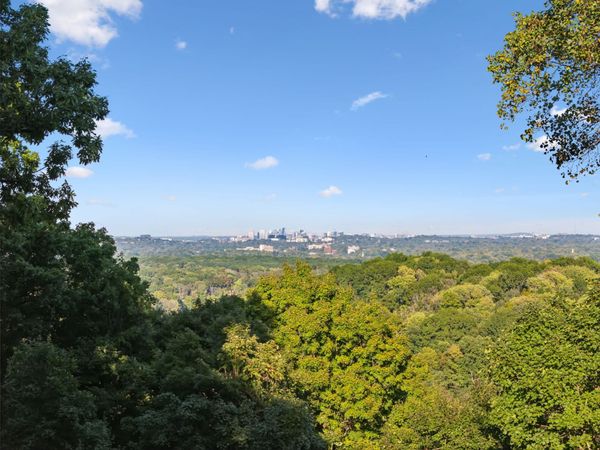 125 Jocelyn Hills Dr , Nashville, TN 37205