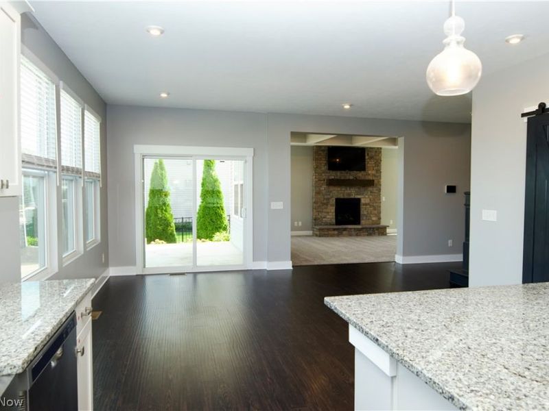 36392 Capri Lane, North Ridgeville, OH 44039 Photo 12