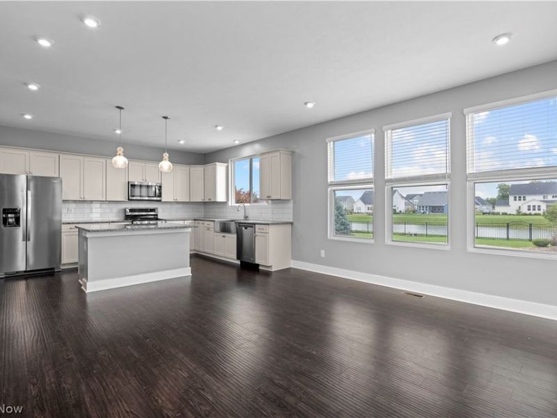 36392 Capri Lane, North Ridgeville, OH 44039 Photo 17