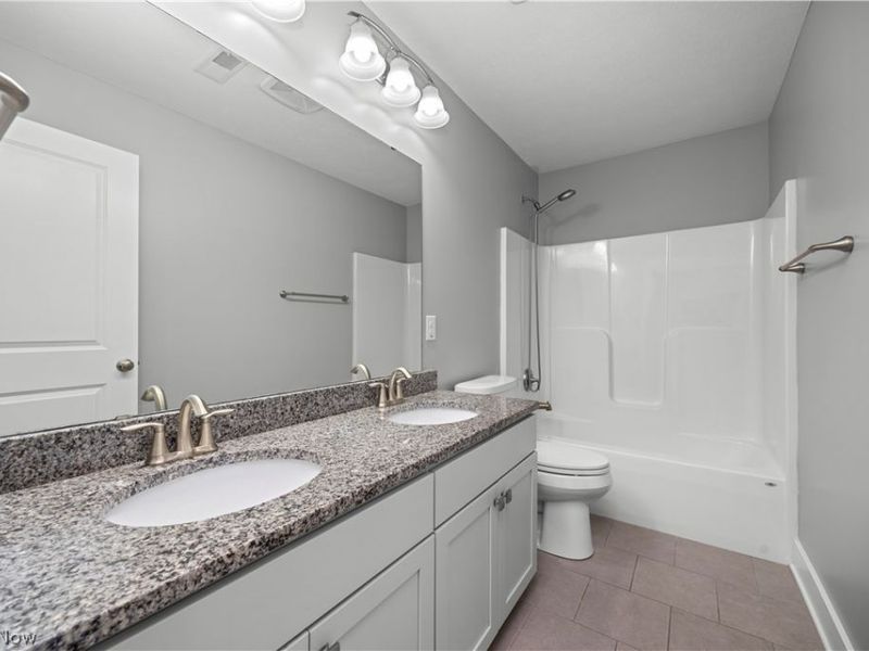 36392 Capri Lane, North Ridgeville, OH 44039 Photo 39