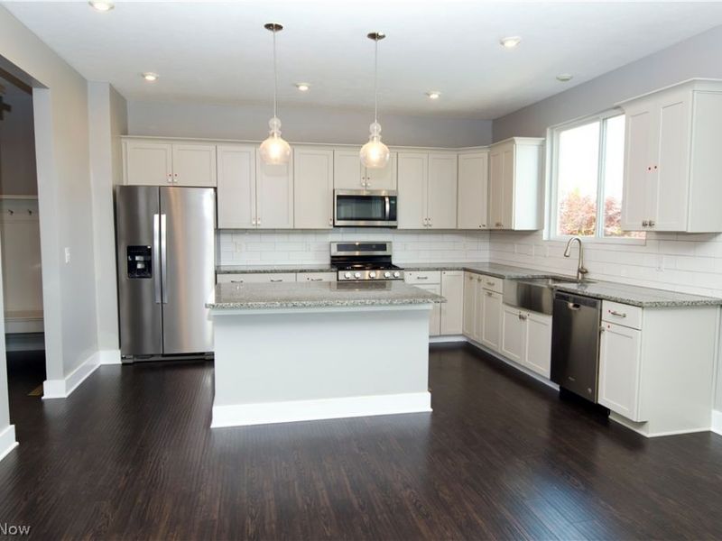 36392 Capri Lane, North Ridgeville, OH 44039 Photo 9
