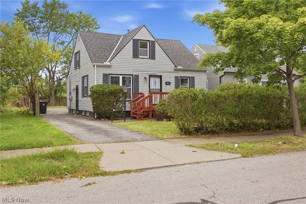 892 E 139th Street, Cleveland, OH 44110 Main Photo