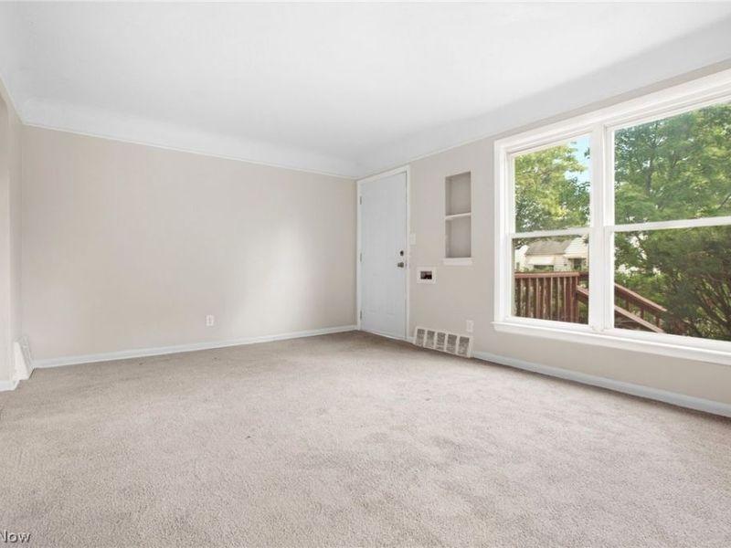 892 E 139th Street, Cleveland, OH 44110 Photo 11