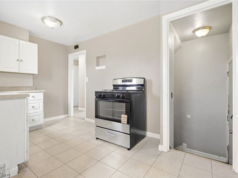 892 E 139th Street, Cleveland, OH 44110 Photo 17