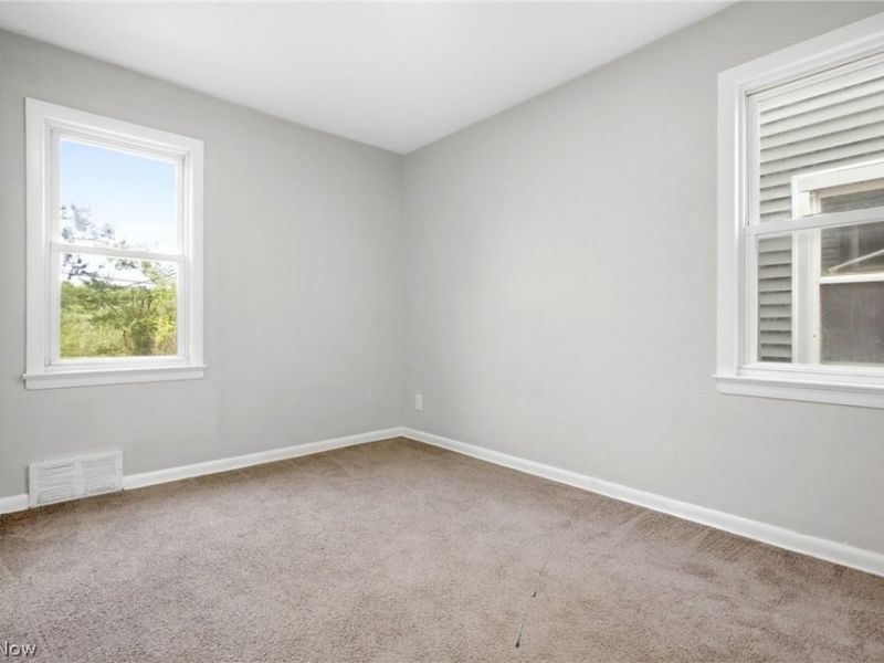 892 E 139th Street, Cleveland, OH 44110 Photo 30