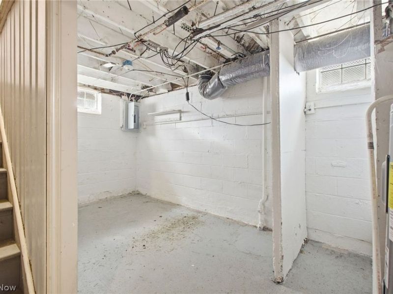 892 E 139th Street, Cleveland, OH 44110 Photo 34