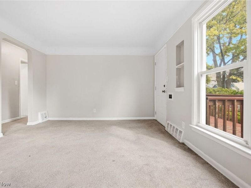 892 E 139th Street, Cleveland, OH 44110 Photo 9