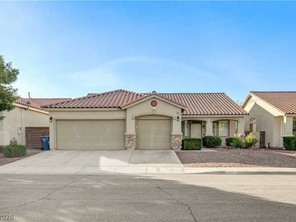 5851 Flight Wing Street, Las Vegas, NV 89113