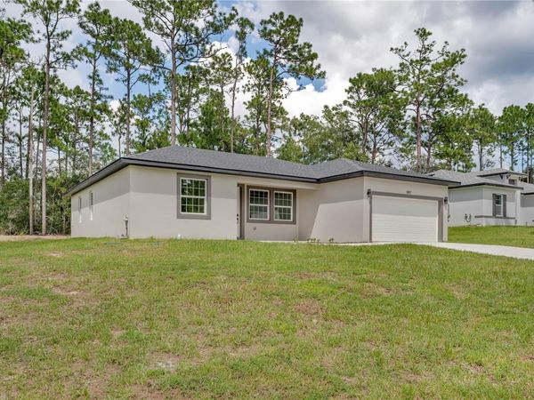 1097 W CARY DRIVE , CITRUS SPRINGS, FL 34434