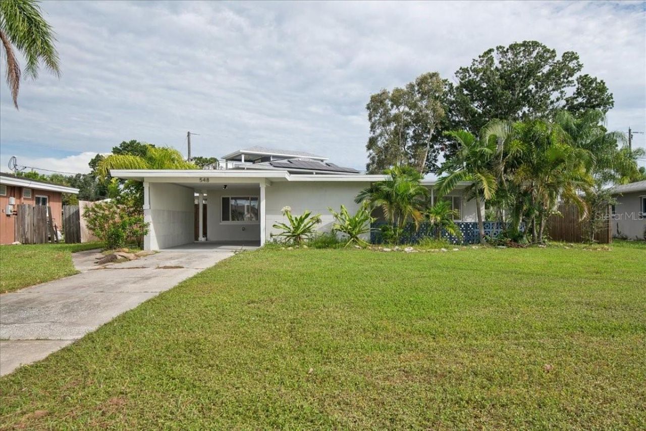 548 Baywood Drive S, Dunedin, FL 34698 Main Photo