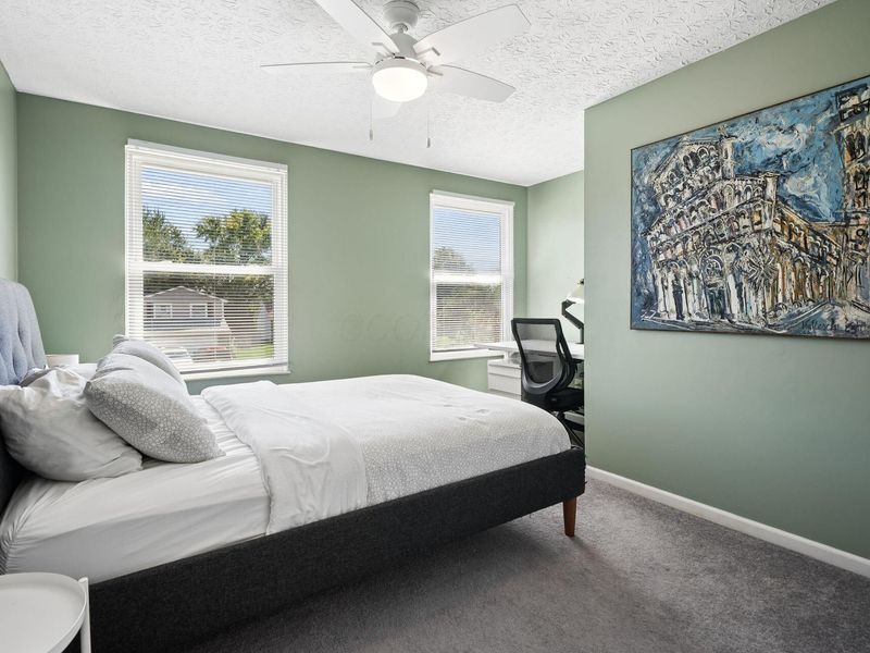 3794 Ravens Glen Drive, Columbus, OH 43221 Photo 17