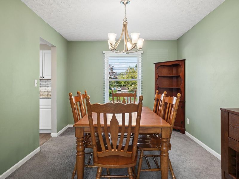 3794 Ravens Glen Drive, Columbus, OH 43221 Photo 5