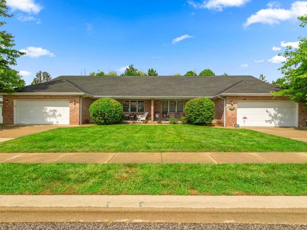 1041-1043 WINTER HAVEN Street, Morton, IL 61550