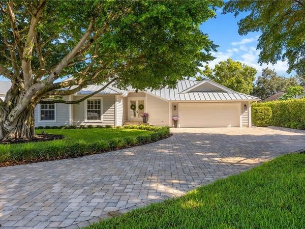 8137 Ronda CT , NAPLES, FL 34109