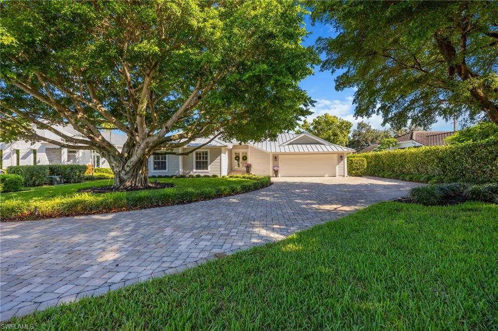 8137 Ronda Ct, Naples, FL 34109 Photo