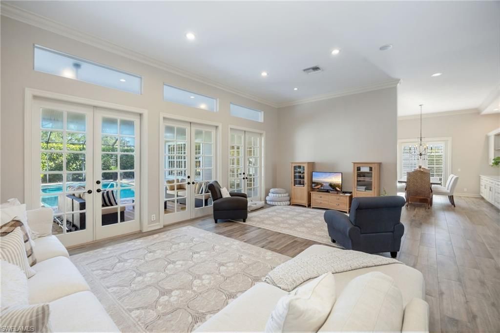 8137 Ronda Ct, Naples, FL 34109 Photo