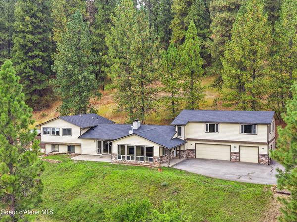 2719 S Reynolds Rd, Coeur d'Alene, ID 83814