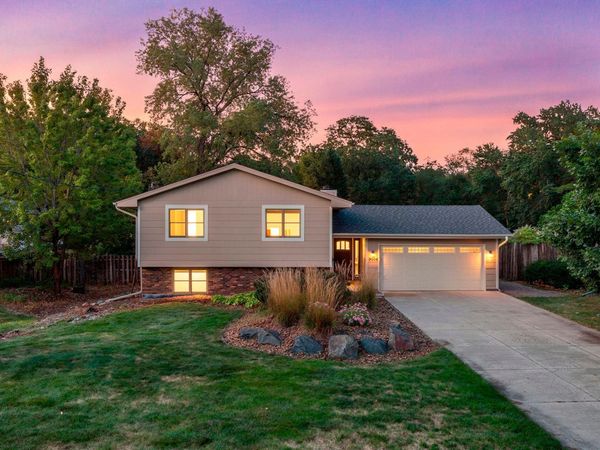 3404 Owasso Street, Shoreview, MN 55126