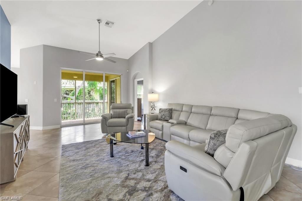 8380 Big Acorn Cir, Unit 12-C, Naples, FL 34119 Photo
