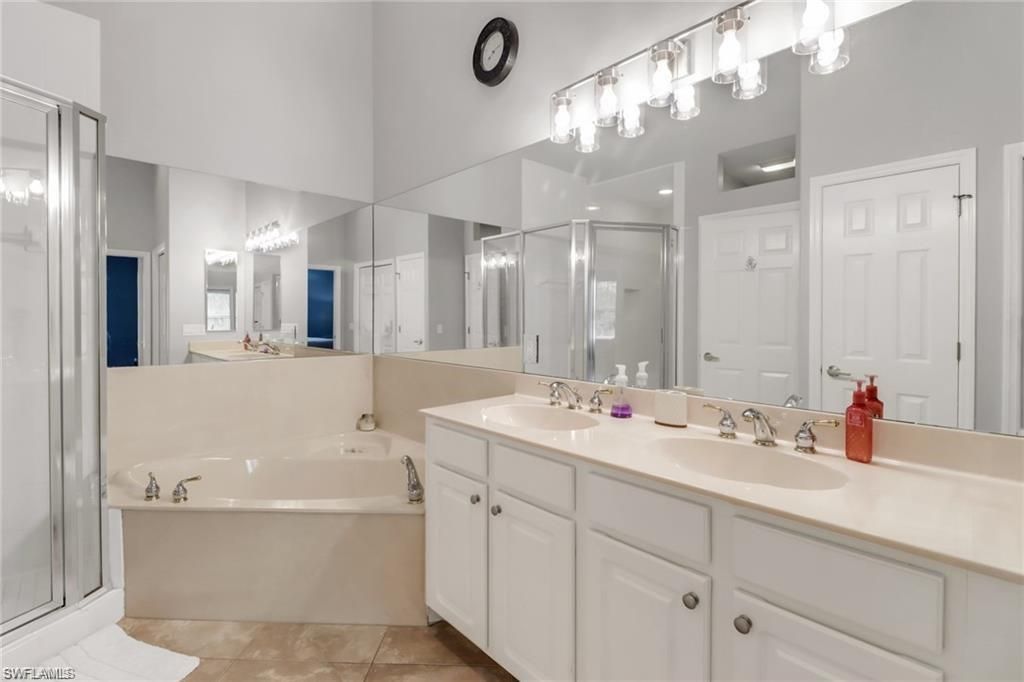 8380 Big Acorn Cir, Unit 12-C, Naples, FL 34119 Photo
