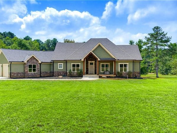 900 John W Breedlove Road , Monroe, GA 30656