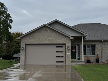1908 Country Meadows Place, Beatrice, NE 68310