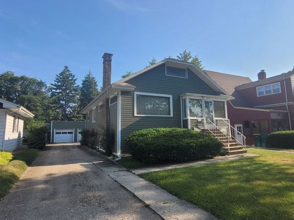1216 Kenmore Avenue , Joliet, IL 60435