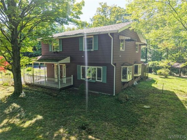 2769 S Roberts Road, Forestville, NY 14062