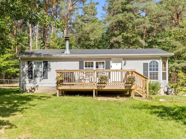 13113 Pinewood Street NE, Gowen, MI 49326