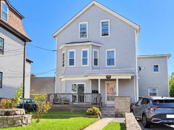 456 Coggeshall St, Unit 2, Fall River, MA 02721