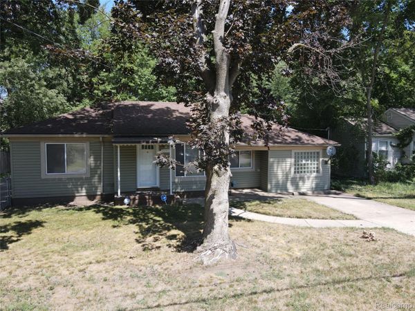 21190 Midway Avenue, Southfield, Mi 48075