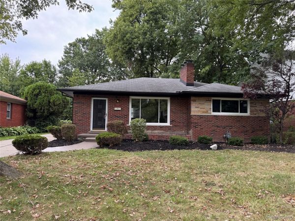 20618 Woodside Street, Harper Woods, Mi 48225