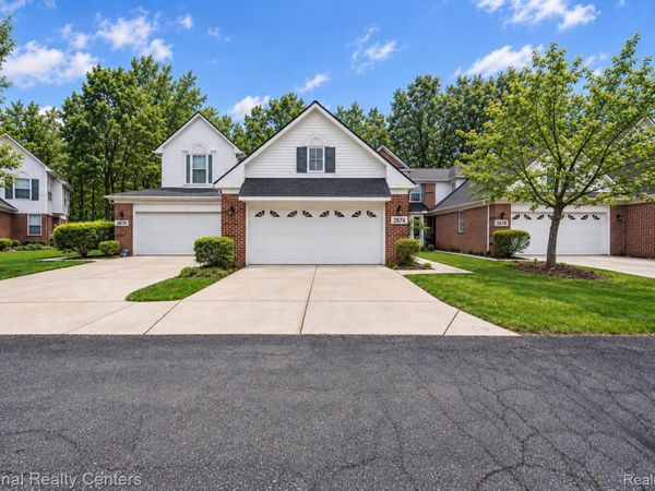 2674 Bass Wood Lane, Wixom, Mi 48393