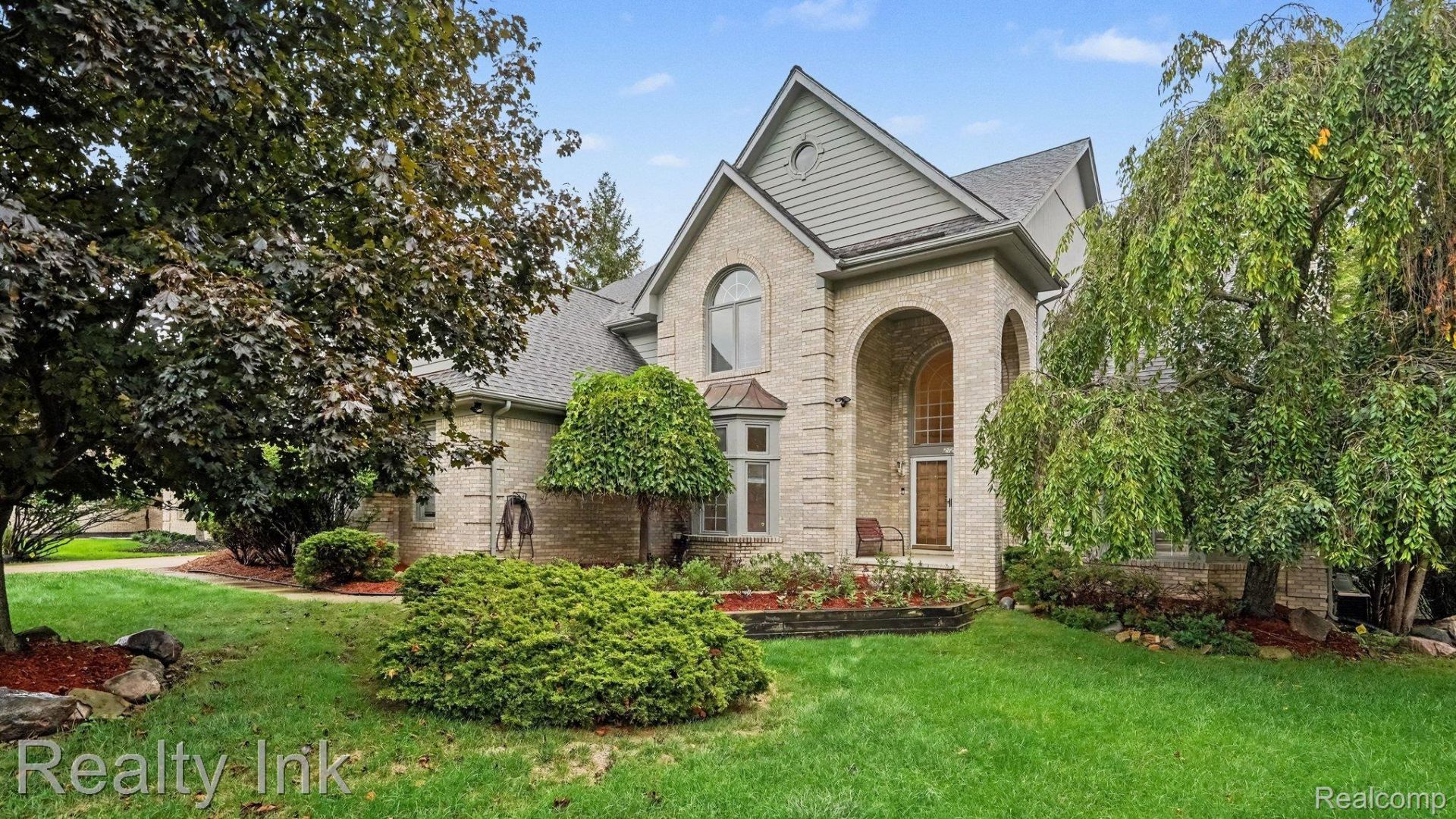 27208 Hampstead Boulevard, Farmington Hills, Mi 48331 Main Photo