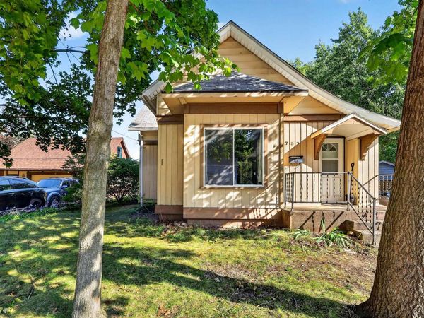 737 W Grand Avenue, Beloit, WI 53511