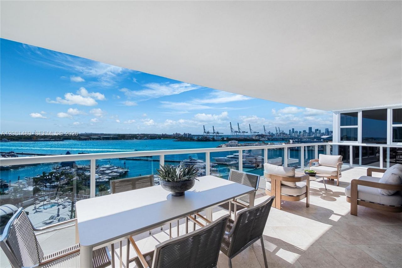 400 Alton Rd , Unit 1106, Miami Beach, FL 33139 Photo