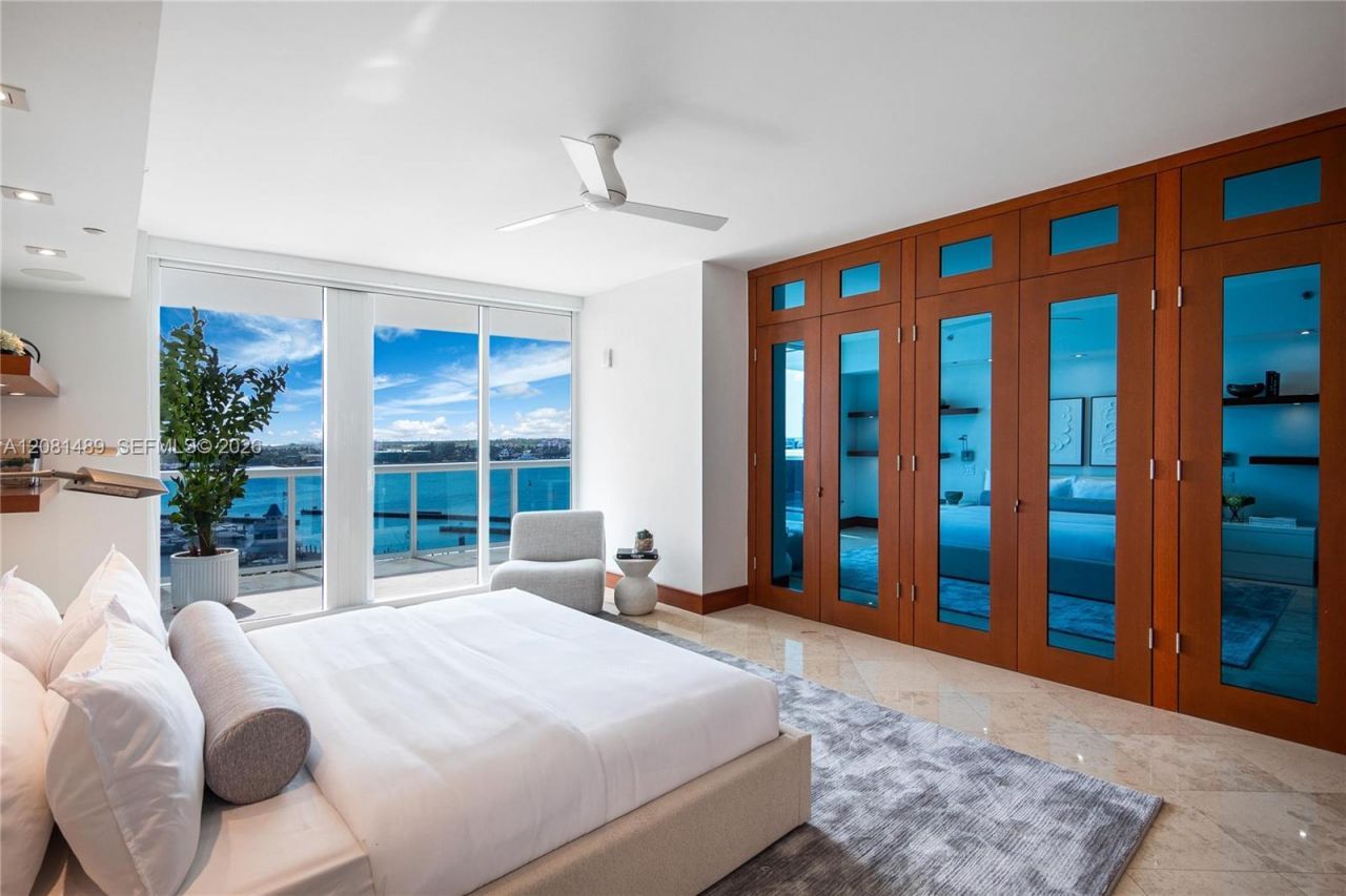 400 Alton Rd , Unit 1106, Miami Beach, FL 33139 Photo