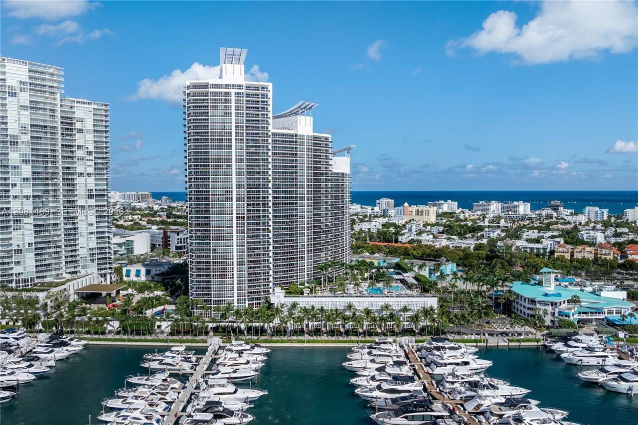 400 Alton Rd , Unit 1106, Miami Beach, FL 33139 Photo