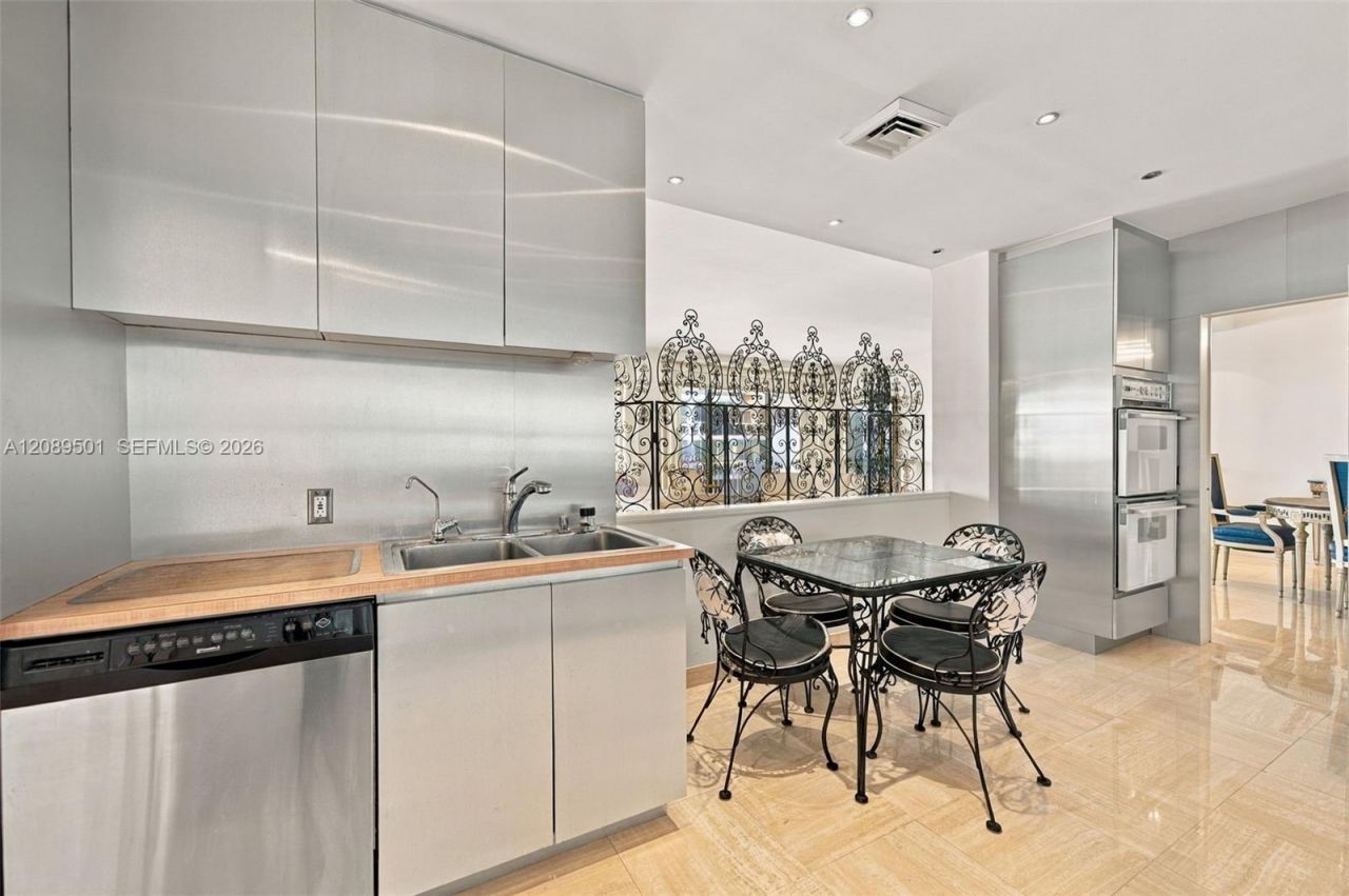 10205 Collins Ave , Unit 1704, Bal Harbour, FL 33154 Photo