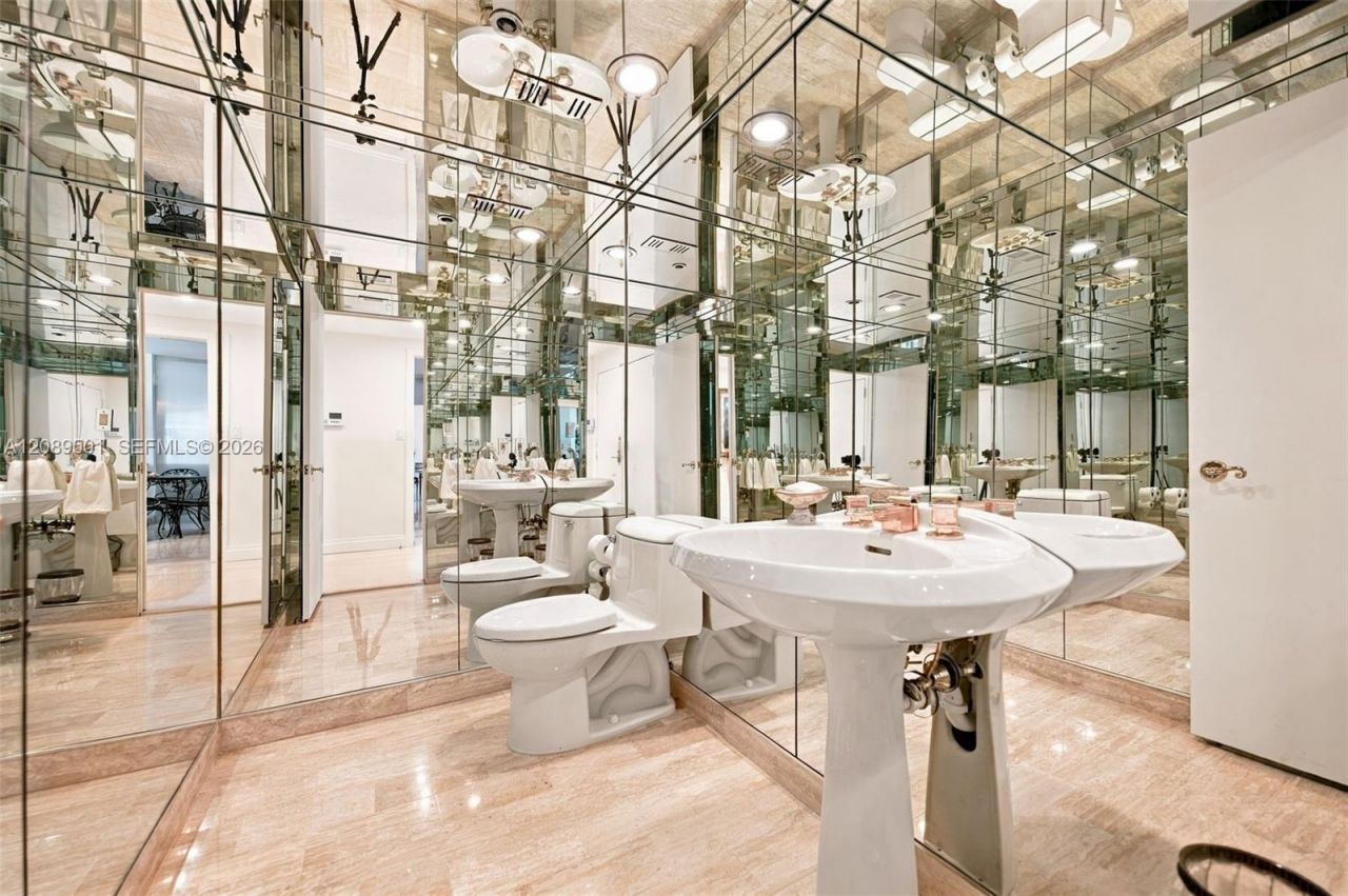 10205 Collins Ave , Unit 1704, Bal Harbour, FL 33154 Photo
