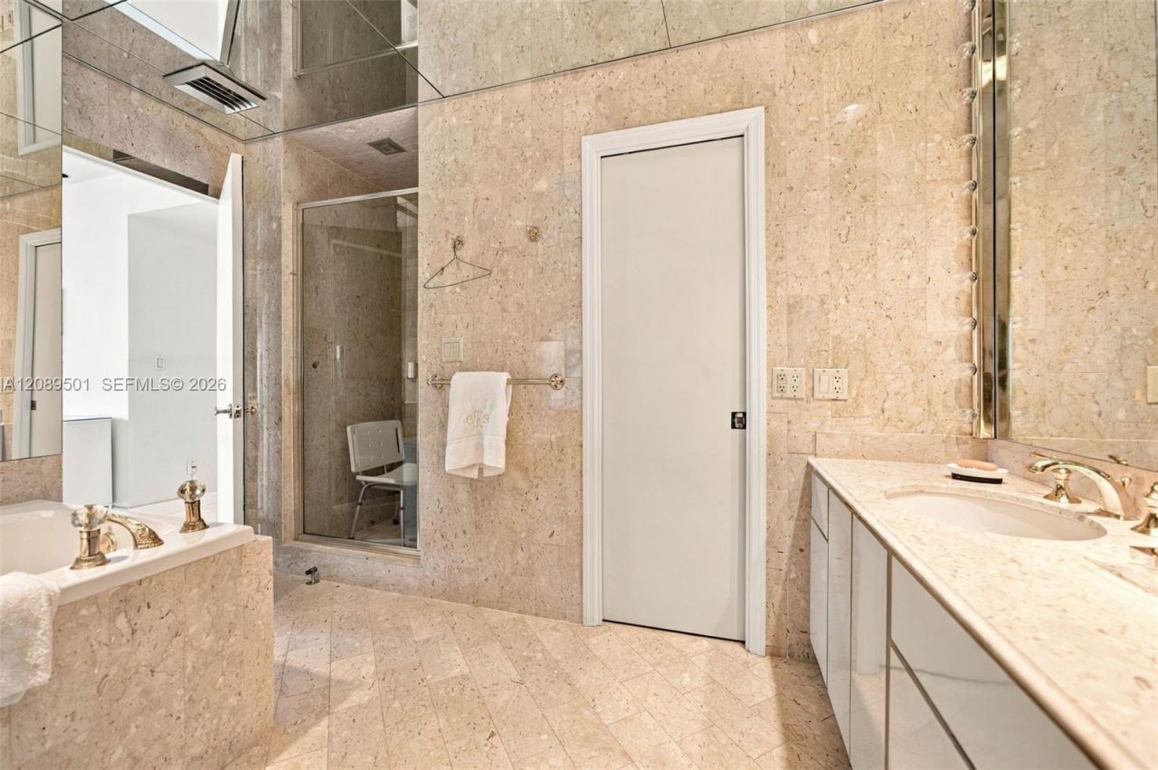 10205 Collins Ave , Unit 1704, Bal Harbour, FL 33154 Photo