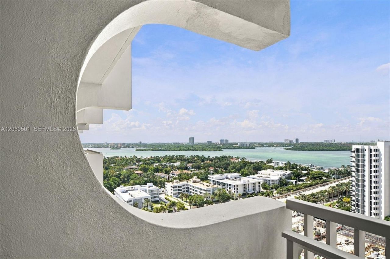 10205 Collins Ave , Unit 1704, Bal Harbour, FL 33154 Photo